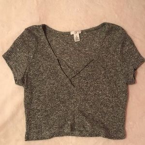 BP grey cropped shirt